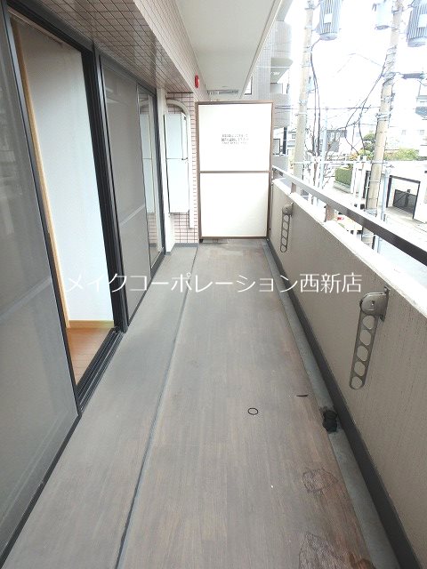 荒江四ツ角ビル ベランダ