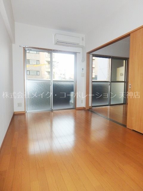 ソレイユ六本松 リビング