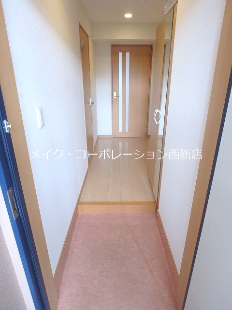 パナムコート室見 玄関