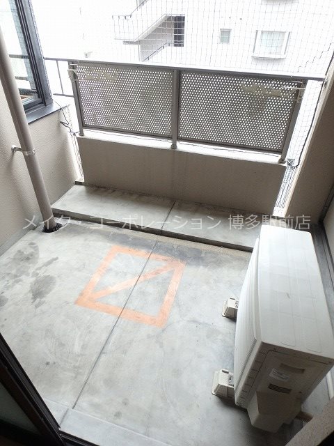 レジディア博多駅南 ベランダ