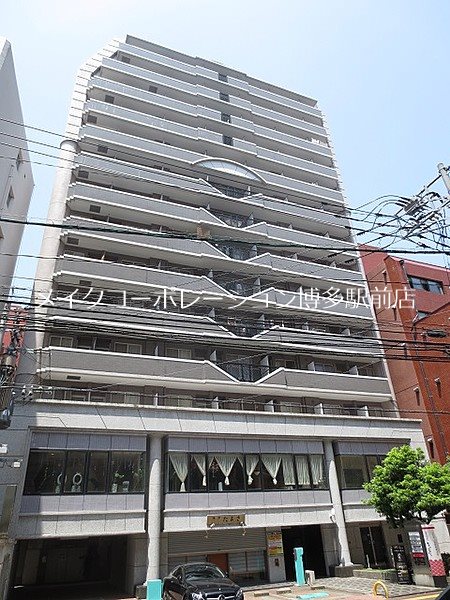 エステートモア赤坂 外観