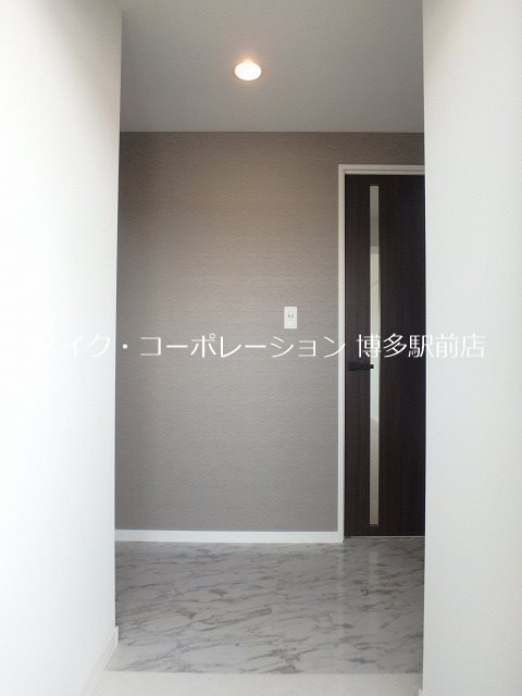 F･STAGE博多  玄関