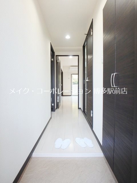 玄関 ナウヴィレッジ港 玄関