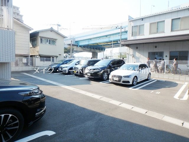 駐車場 ナウヴィレッジ港 その他10