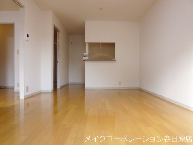 ペイド・エスポワールC棟 リビング
