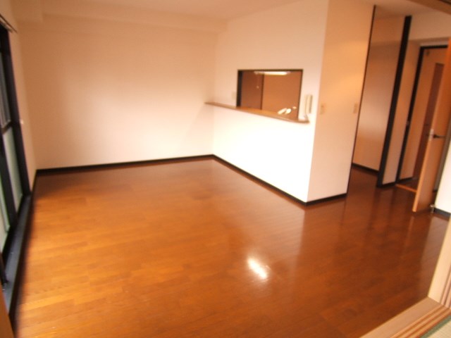 アゼリアⅡ リビング