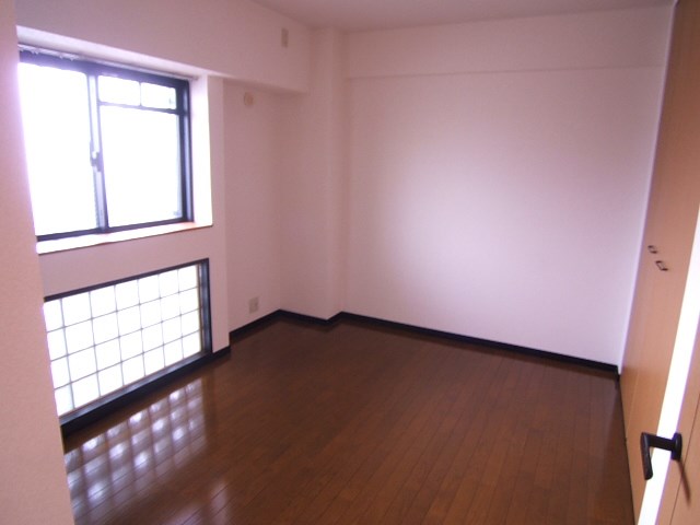 アゼリアⅡ ベッドルーム