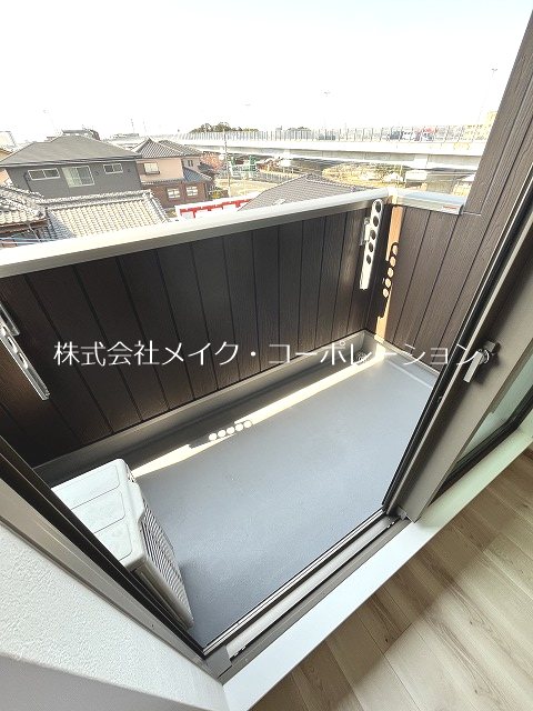 ヴィラ・ミモザ～ネット無料～ ベランダ