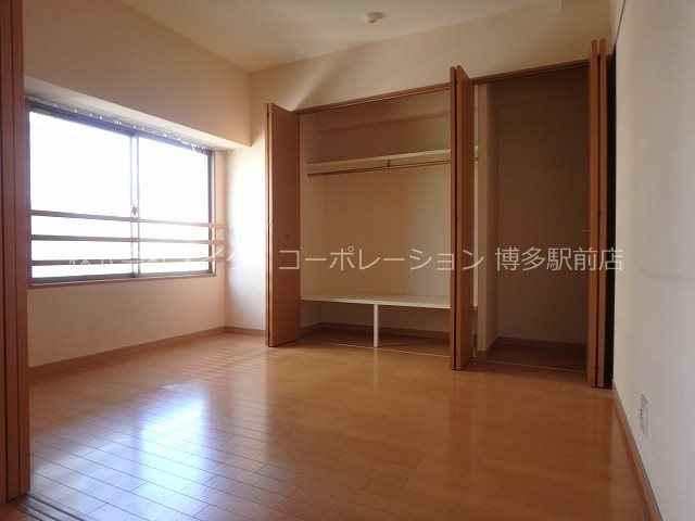 エフパルク県庁前  ベッドルーム