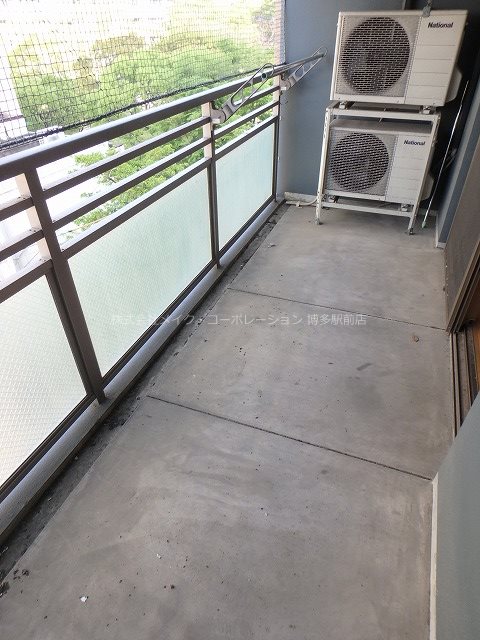 エフパルク県庁前  ベランダ