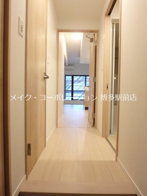 ソレイユルヴァン博多駅南 玄関