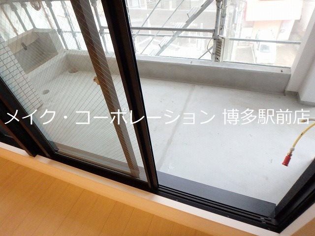 ソレイユルヴァン博多駅南 ベランダ