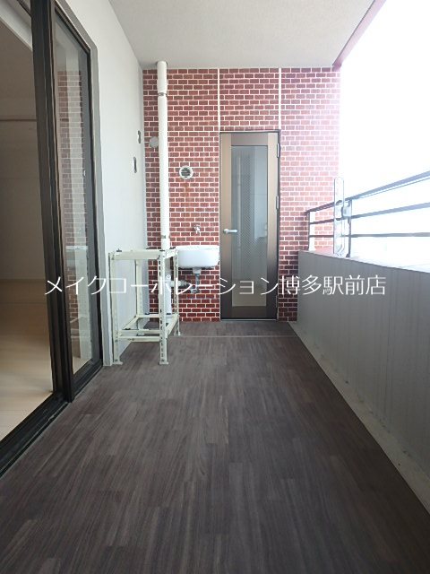 ※別部屋写真使用現状優先 ラ・メール港 ベランダ