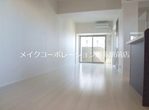 アクタス博多アネックス リビング