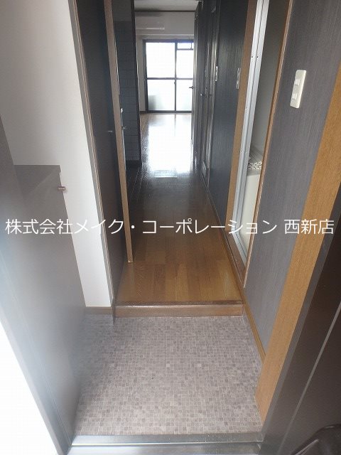 クオリス城西 玄関