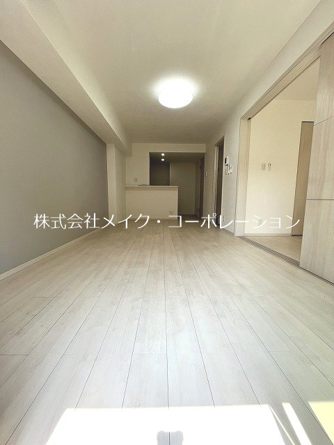 ブエナカーサ樋井川～ネット無料～ リビング
