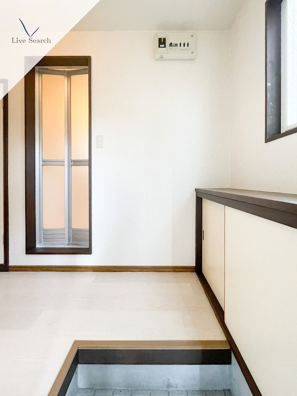 ライフネスト楓 玄関