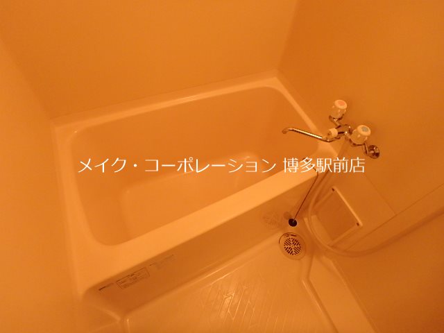 バス ピュアドームエクセル博多 風呂画像