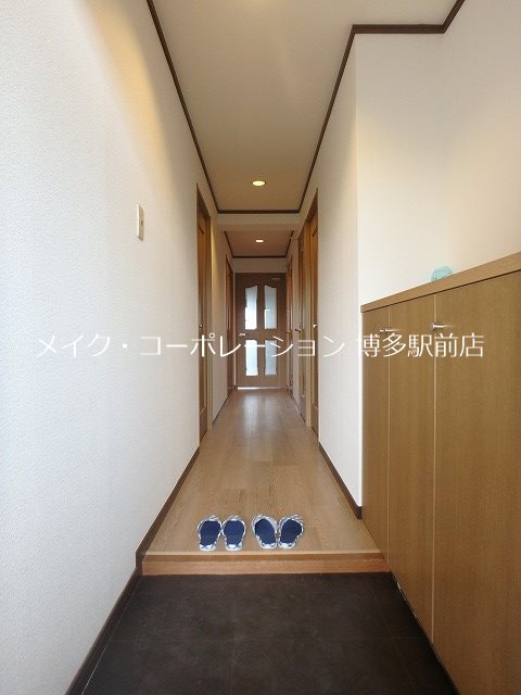 パグーロ東平尾 玄関