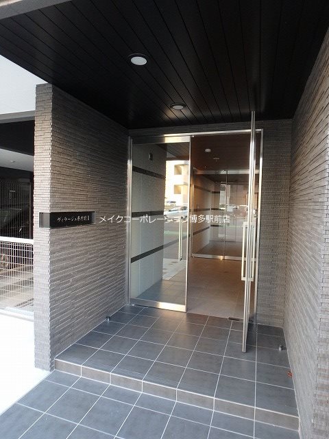 ヴィラージュ県庁前Ⅱ 外観