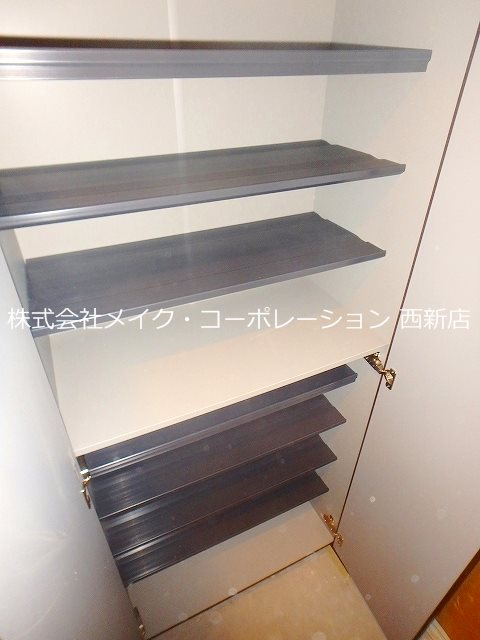 玄関 ラフォルトゥーナ姪浜弐番館 その他7