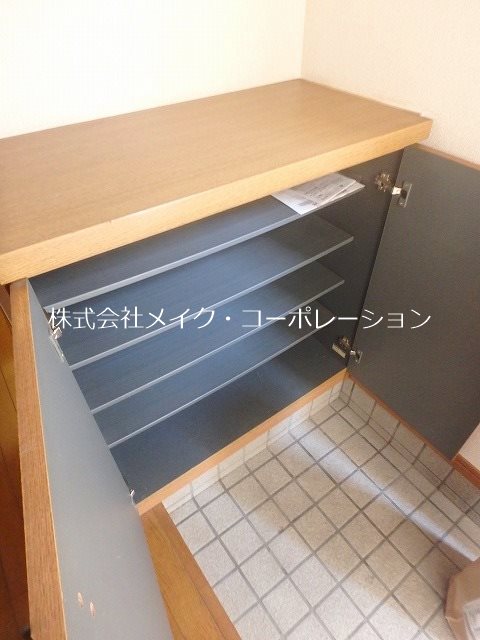 ガーデンハウス小田部D棟 玄関