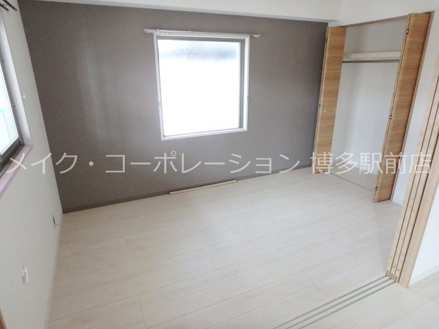 ホワイトアゲート博多 ベッドルーム