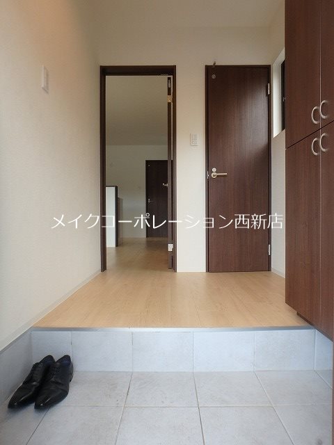Max 玄関