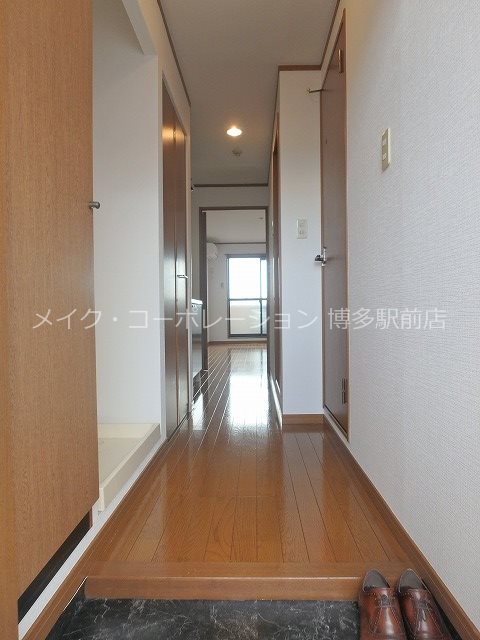 サンインクリース吉塚  玄関