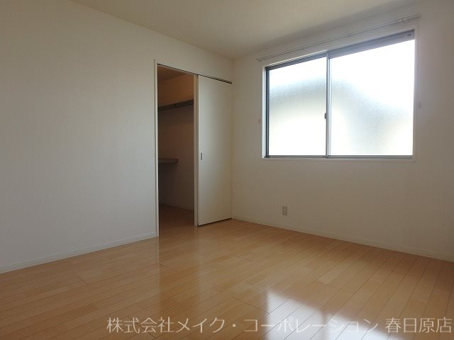 グランシャリオB棟 ベッドルーム