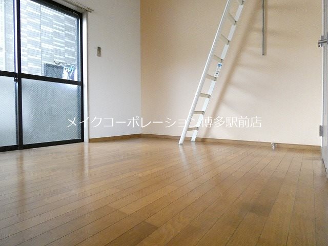 リバティ博多 ベッドルーム