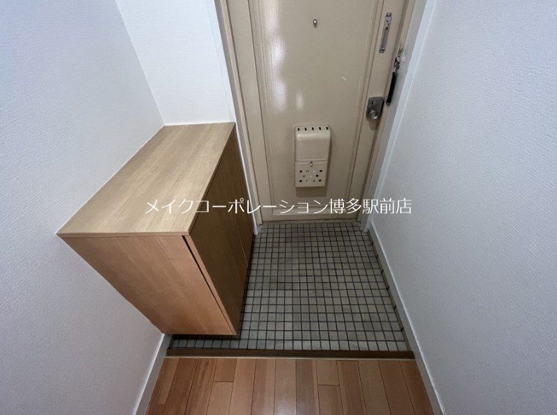 第16大橋IR BLD 玄関