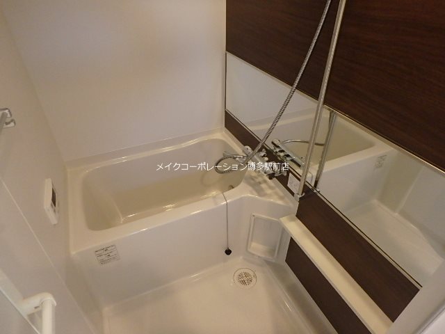 ザシダーハウスバイサヴォイ 風呂画像
