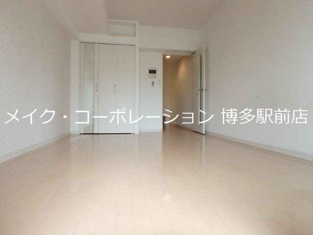 アクアシティ大博通  リビング