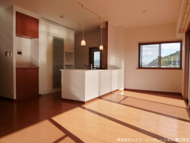エバーライフ博多南弐番館 リビング