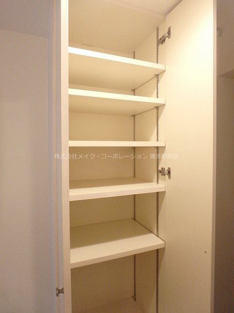 アクアシティ大博通 玄関