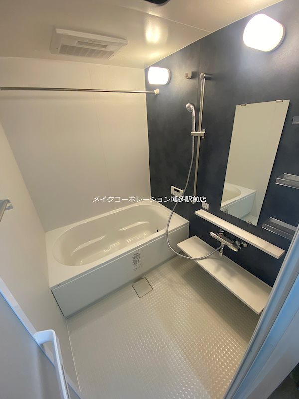 ※入居中の為参考写真使用現状優先 エルグランド博多の杜 風呂画像