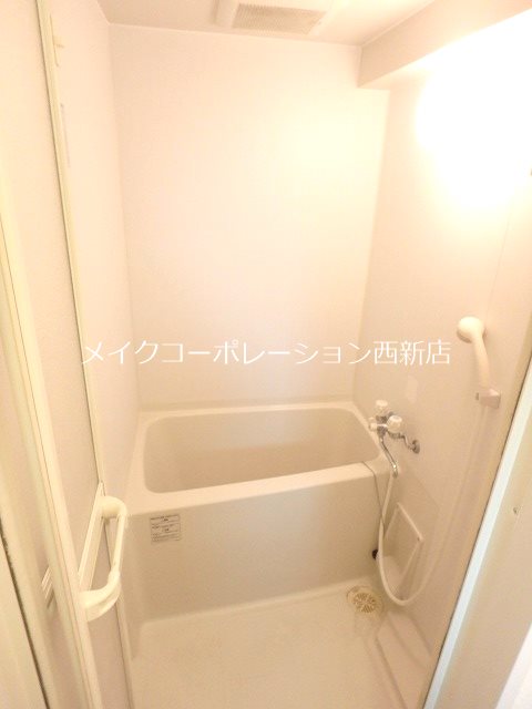 ピュアドーム六本松ローゼ 風呂画像