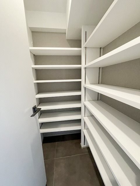 ※別部屋写真使用現状優先 リファレンス六本松ビル ベランダ