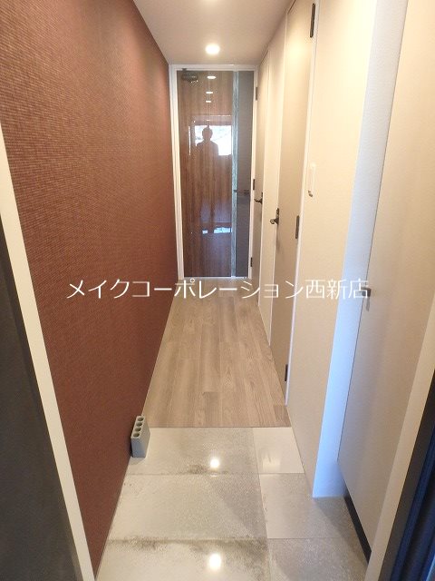 quador西新 玄関