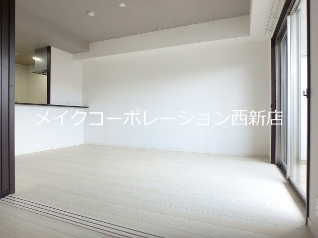 KL TOJIN EAST  その他1