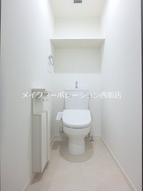 KL TOJIN EAST  その他3