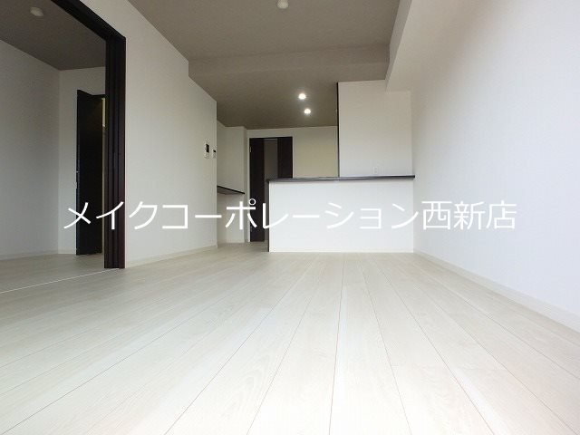 KL TOJIN EAST  リビング