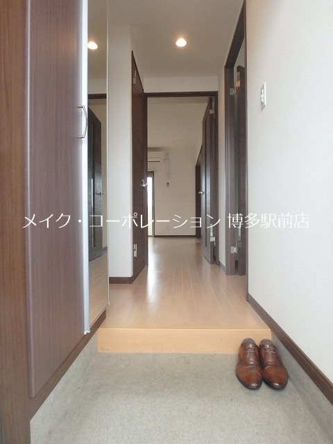 GRAVITY 玄関