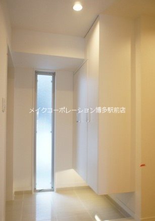 エンクレスト南福岡奏の杜 玄関