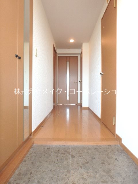 プレミールメゾン 玄関
