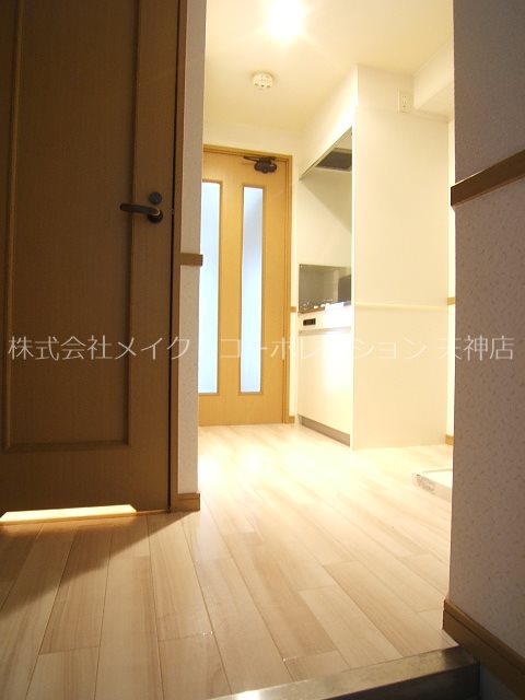 リバティシティ天神 玄関