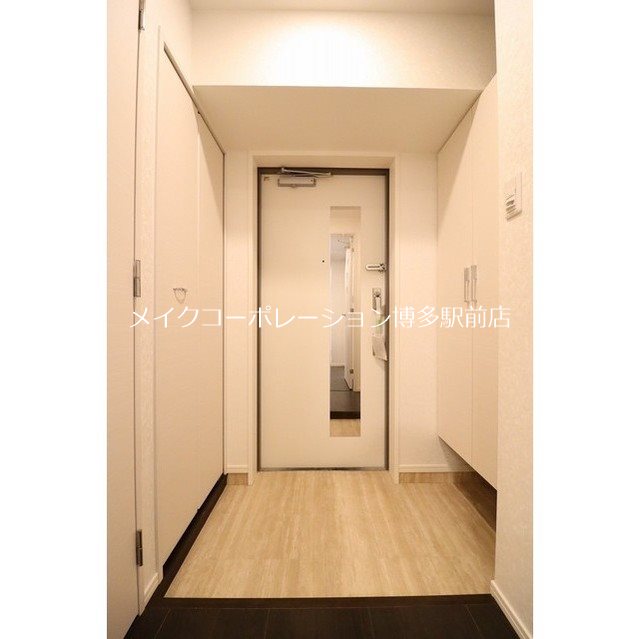 サニークレスト須崎町 玄関