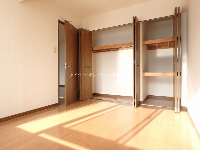 サーパス大博通り ベッドルーム