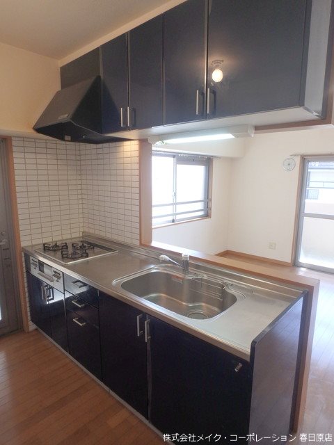 サンルージュ春日 キッチン
